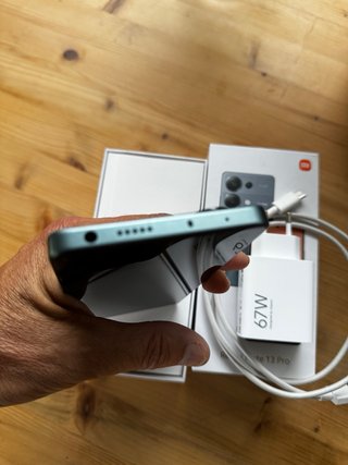 Xiaomi Redmi Note 13 Pro