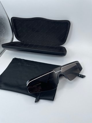 Occhiali da sole Balenciaga neri e argento