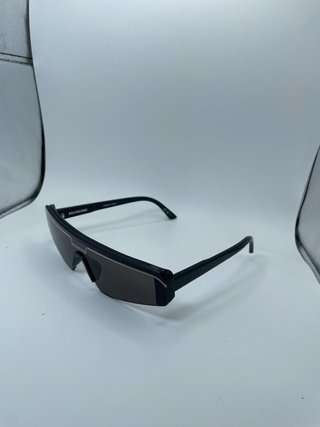 Occhiali da sole Balenciaga neri e argento