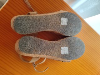 Sandalias cuña corcho beige