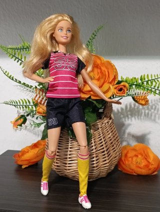 Muñeca Barbie futbolista