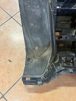 PAVIMENTO PEDANA POGGIA PIEDI YAMAHA AEROX