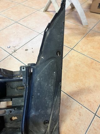 PAVIMENTO PEDANA POGGIA PIEDI YAMAHA AEROX