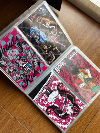 Álbum Coleccionable Monster High
