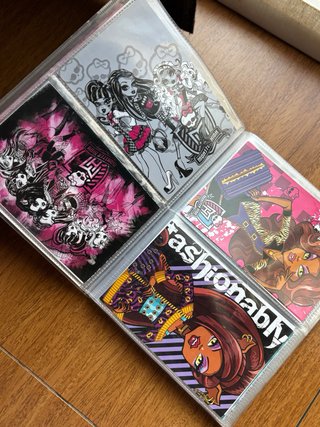 Álbum Coleccionable Monster High