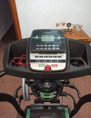 Cinta de correr Cecotec RunnerFit