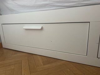 Diván BRIMNES 80x200cm con 2 cajones