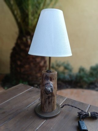 Lámpara rústica tronco madera