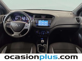 Hyundai i20 1.2 MPI Elegant Nav 62 kW (84 CV)