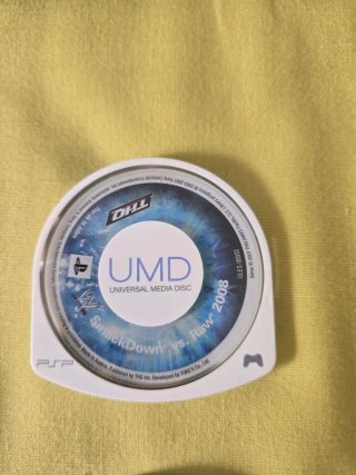 Accessori e giochi PSP + batteria in lotto