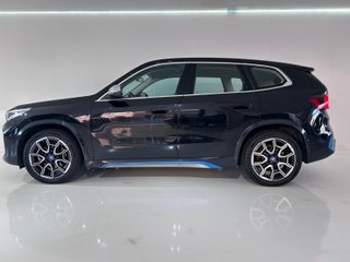 BMW iX1 xDrive30