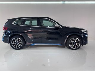 BMW iX1 xDrive30