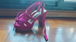 Sandalias tacón fucsia