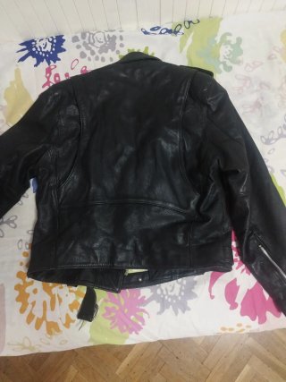 Chaqueta Biker Cuero Vintage Kueros Negra