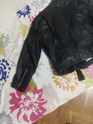 Chaqueta Biker Cuero Vintage Kueros Negra