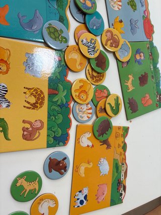 Juego asociación imágenes y lenguaje Djeco