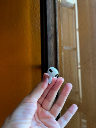 Apple Airpods 3a Gen - AURICULAR IZQ + Estuche