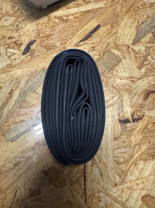 Camera d'aria Pirelli 700x23/30 Valvola 60