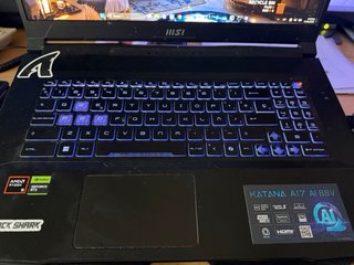 Portátil Gaming MSI Katana A17 AI BBV