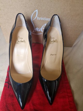 Tacones Christian Louboutin Negros Charol