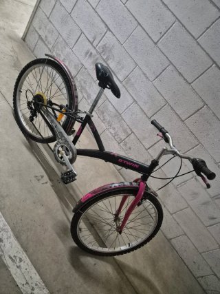 Bicicleta infantil 20' 6-9 años