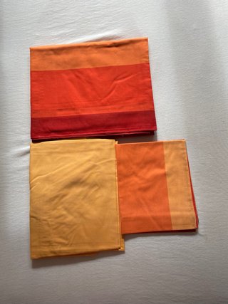 Juego de sábanas Ikea naranja y amarillo
