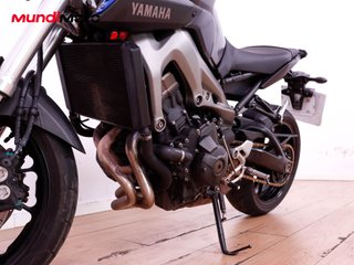 YAMAHA MT 09