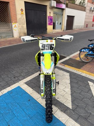 Husqvarna FC 250