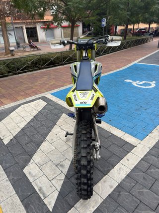 Husqvarna FC 250