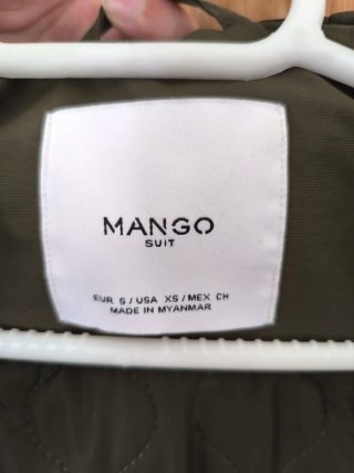 Cazadora Mango verde militar