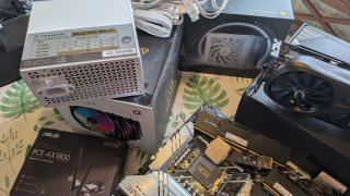 PC GAMING 4070Ti Super 16Gb, i5 14600KF, 2TB 64Gb