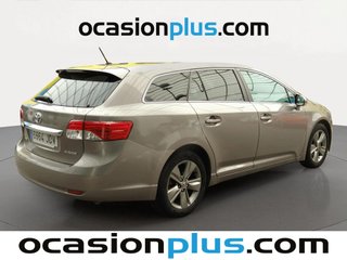 Toyota Avensis 120D Cross Sport Advance 91 kW (124 CV)