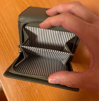 Monedero Gusti Leder Piel Gris