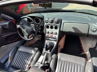 Alfa Romeo Spider 2003
