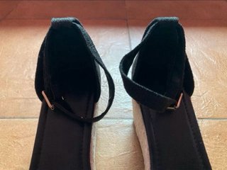 Sandalias cuña negras Talla 40 - ¡Nuevas!