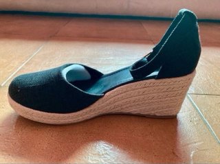 Sandalias cuña negras Talla 40 - ¡Nuevas!