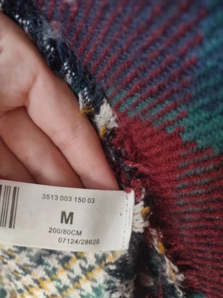 Bufanda a cuadros azul y roja reversible