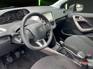 Peugeot 2008 VTI 82 Active 60 kW (82 CV)