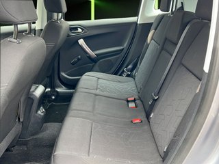Peugeot 2008 VTI 82 Active 60 kW (82 CV)