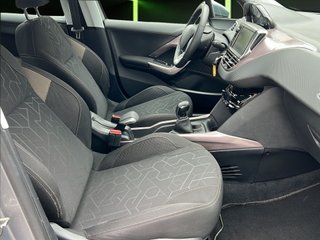 Peugeot 2008 VTI 82 Active 60 kW (82 CV)
