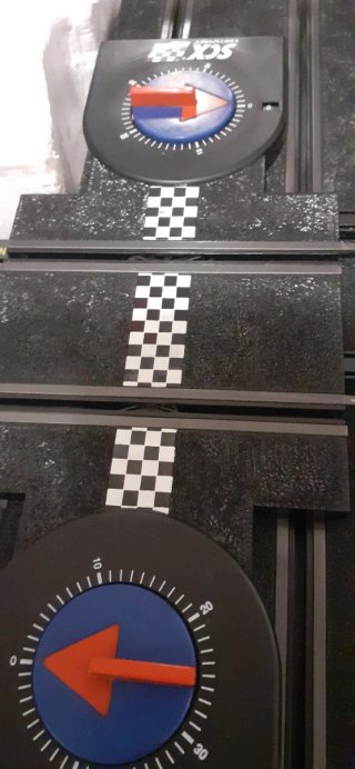 Scalextric Compact Loopinator
