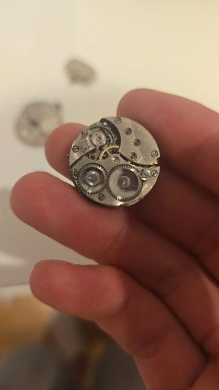 Maquinaria de reloj