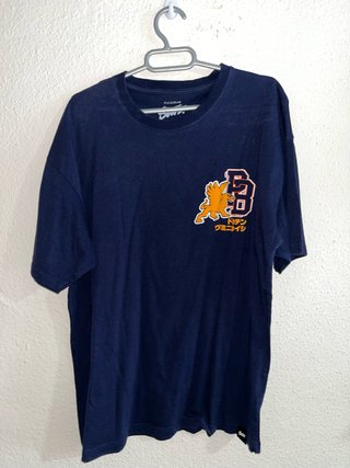 Camiseta Pull&Bear azul con estampado
