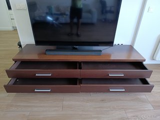 Vetrina in legno con vetro