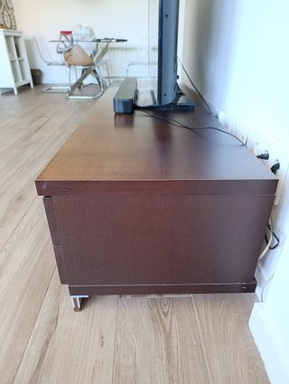 Vetrina in legno con vetro