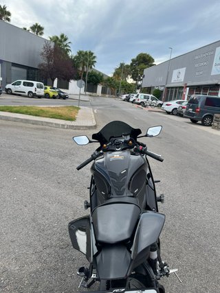 Yamaha R7 Negra