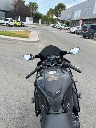 Yamaha R7 Negra