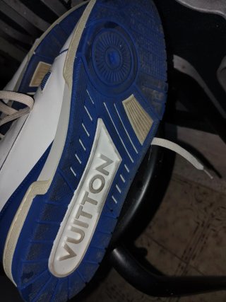Sneakers Louis Vuitton Particolari