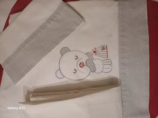 Juego sábanas cuna oso bordado