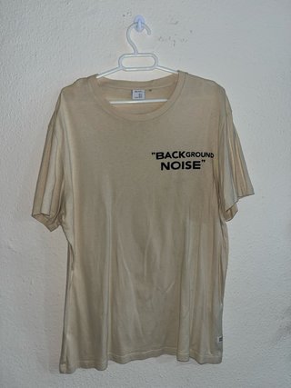 Camiseta Bershka Background Noise Beige